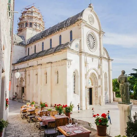 House Kuna - Kuca Za Odmor I Opustanje -np Krka Semesterbostad *