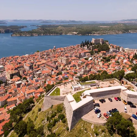 House Kuna Dom wakacyjny Bristane