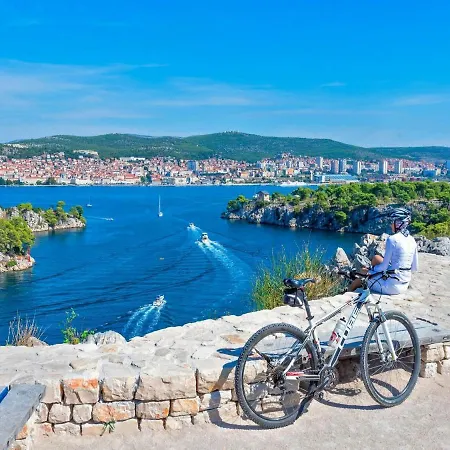 Semesterbostad House Kuna - Kuca Za Odmor I Opustanje -np Krka