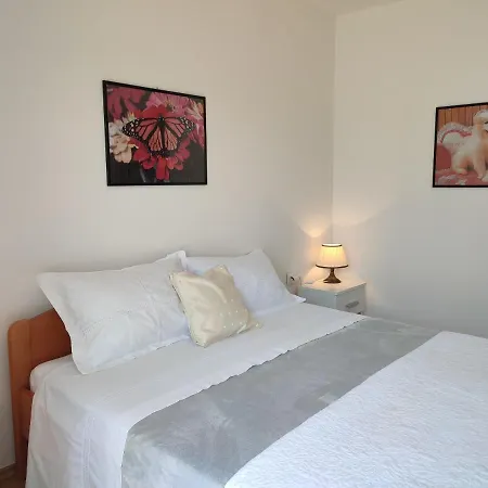 Semesterbostad House Kuna - Kuca Za Odmor I Opustanje -np Krka *