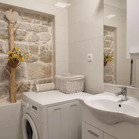 House Kuna - Kuca Za Odmor I Opustanje -np Krka * Bristane