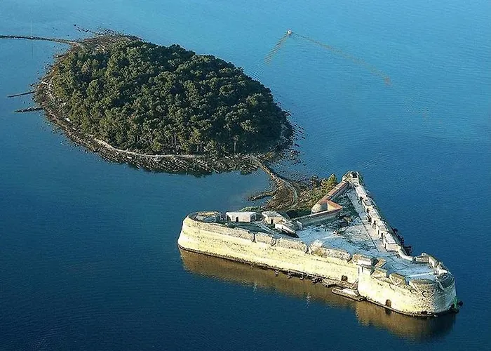 House Kuna - Kuca Za Odmor I Opustanje -np Krka Hébergement de vacances