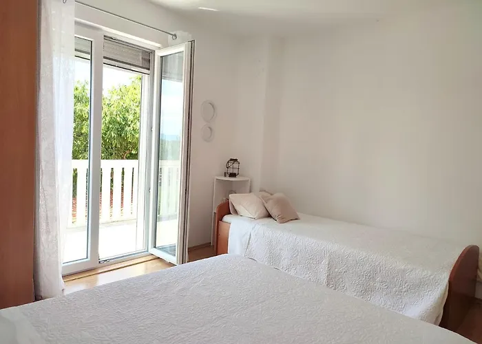 בית נופש House Kuna - Kuca Za Odmor I Opustanje -np Krka