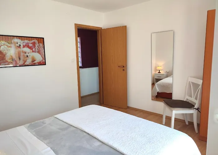 בית נופש House Kuna - Kuca Za Odmor I Opustanje -np Krka Bristane