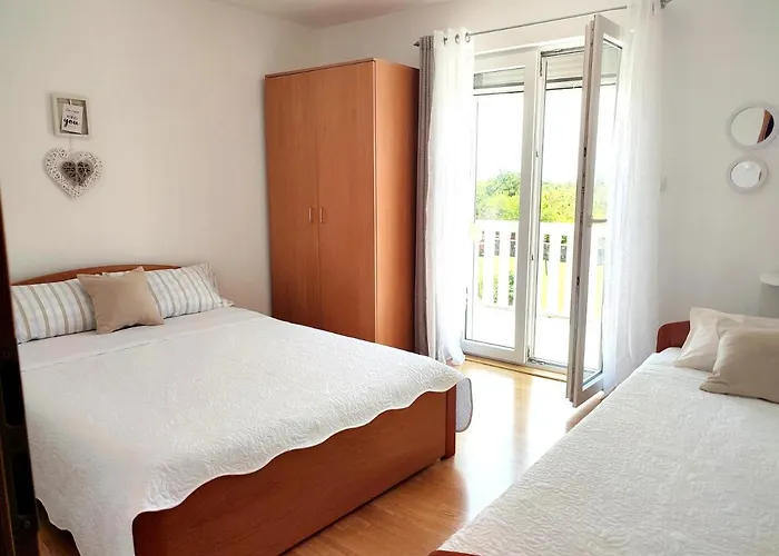 בית נופש House Kuna - Kuca Za Odmor I Opustanje -np Krka